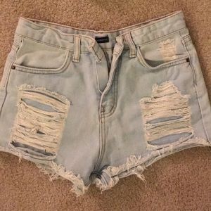 BRANDY MELVILLE DENIM SHORTS HIGH WAISTED